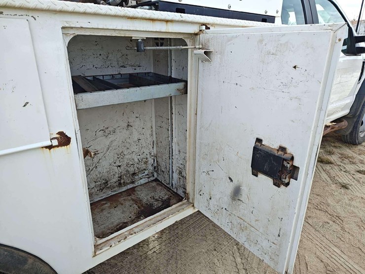 2018-ford-f550-image-53