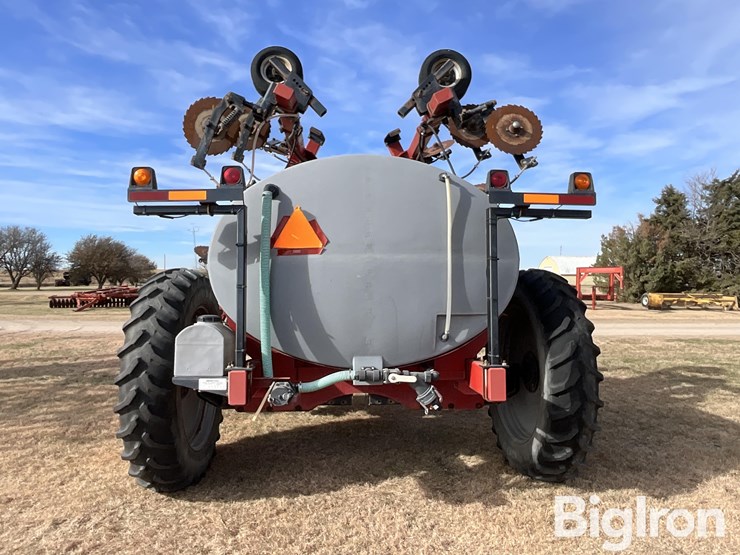 case-ih-2800-image-6