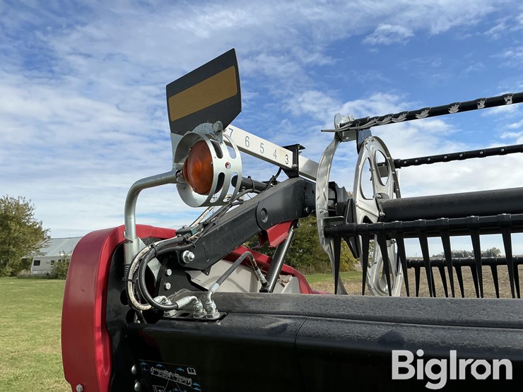 2022-mac-don-fd240-image-11