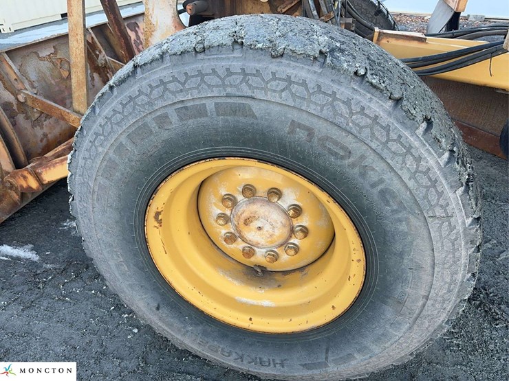 2011-caterpillar-140m-image-9