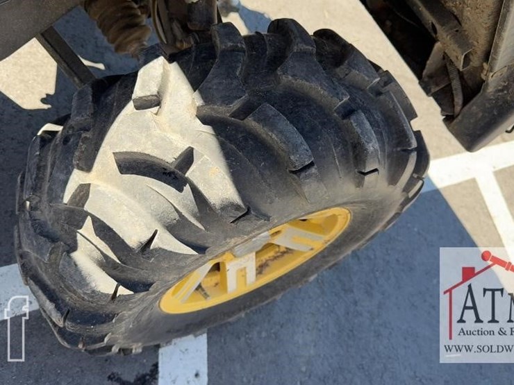 john-deere-gator-xuv-825i-image-11