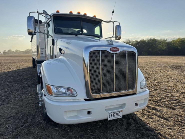2014-peterbilt-386-image-6