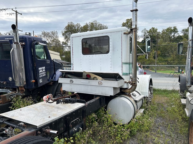#67-•-marmon-tractor-for-parts-image-4