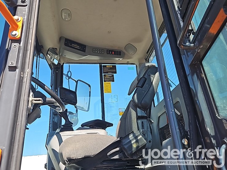 doosan-dl220-image-26
