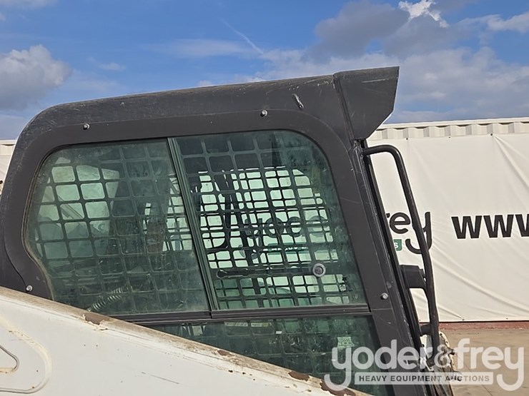 2021-bobcat-t595-image-62