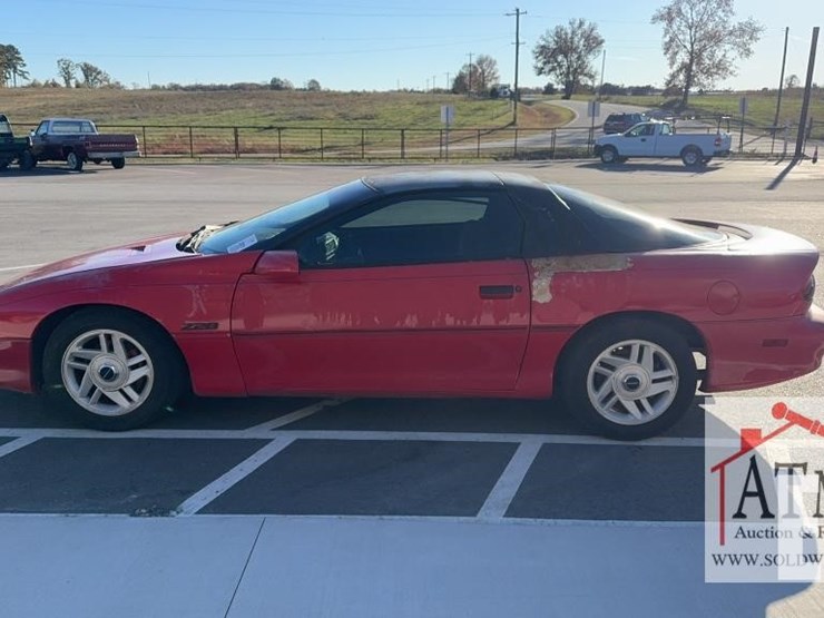 1997-chevrolet-camaro-z28-image-6