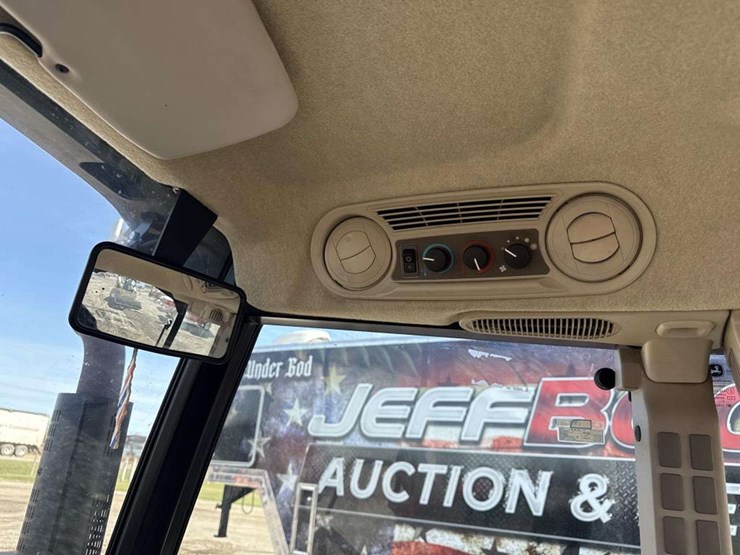 john-deere-5075e-image-26