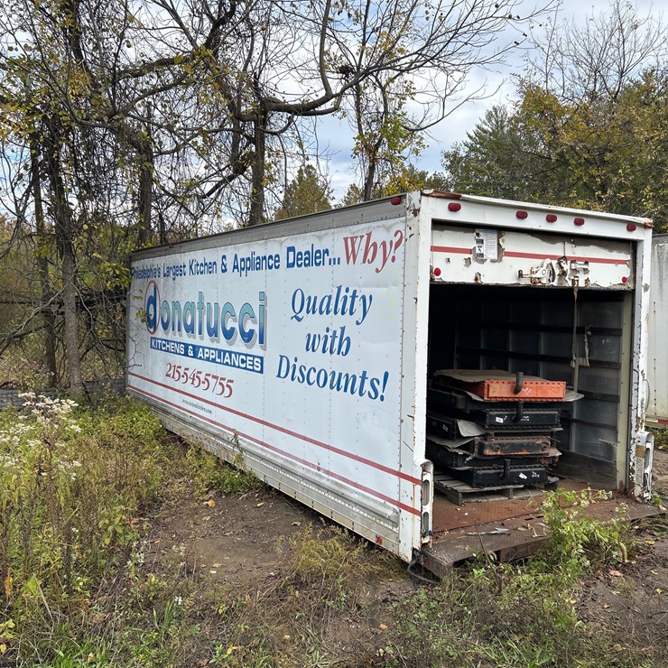 #87 • 22’ Truck Body