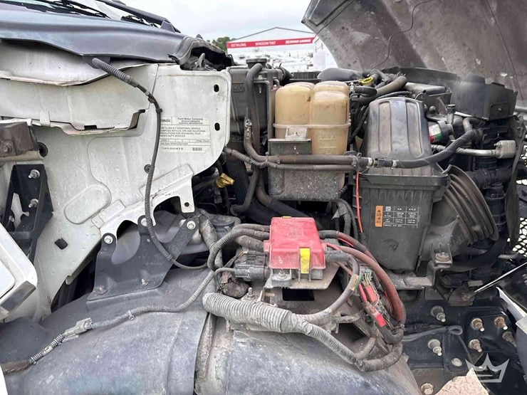 2019-ford-f750-image-52