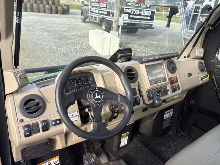 john-deere-gator-image-17