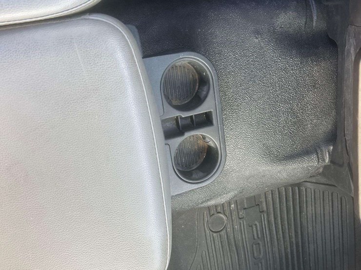 2017-ford-f550-image-15