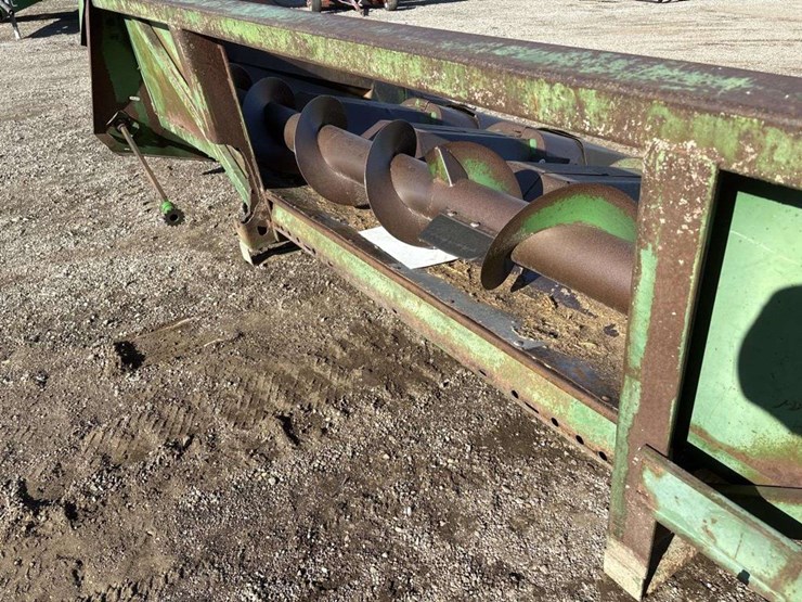 john-deere-843-image-12