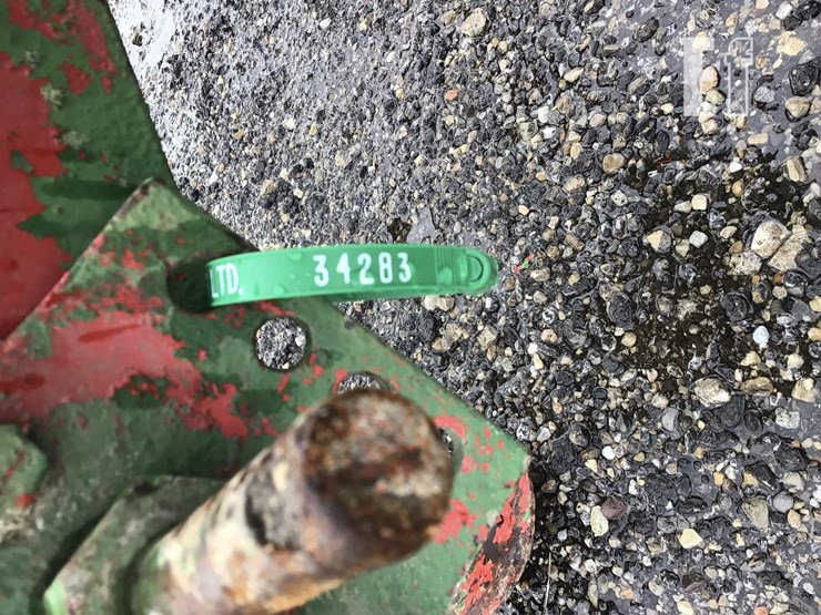 massey-ferguson-7-image-7