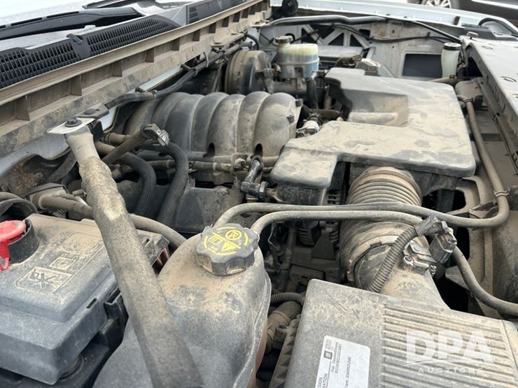 2018-chevrolet-silverado-4-door-pickup-(cp1307,-unit-12086)-image-17