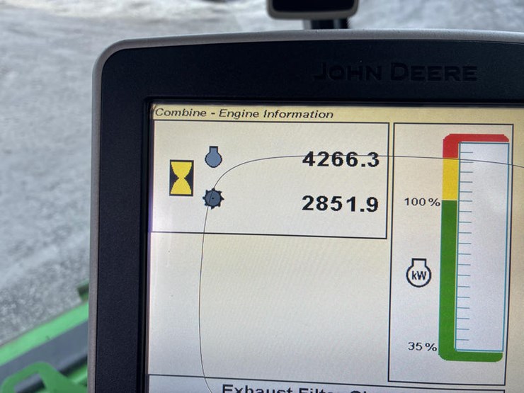 2013-john-deere-s670-image-102