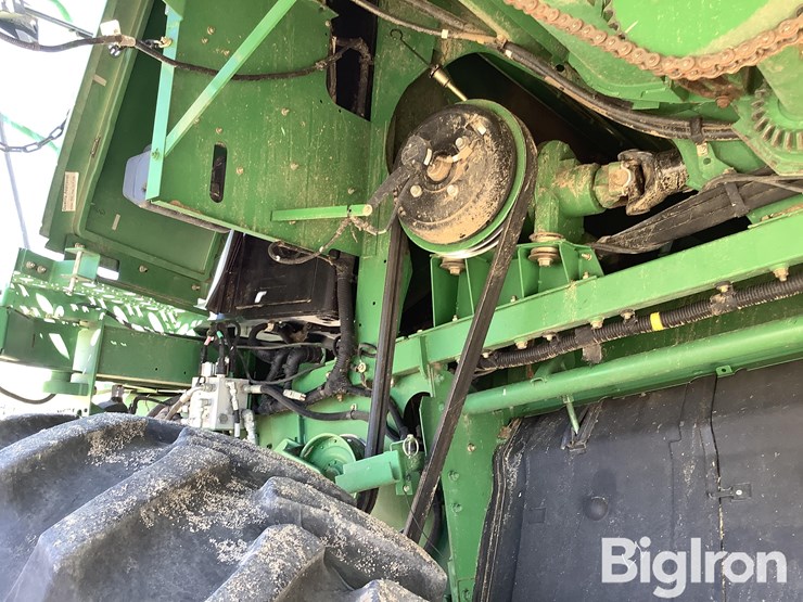 2010-john-deere-9770-sts-image-12
