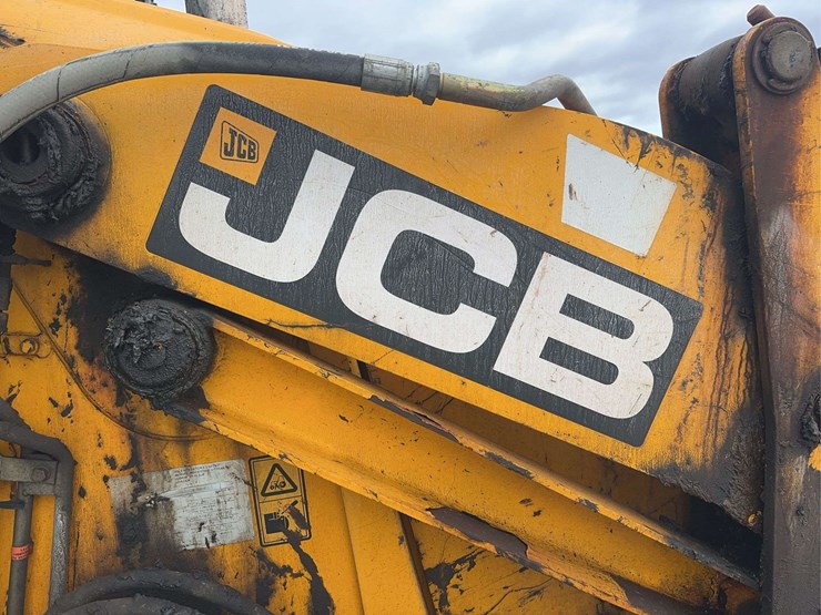 2015-jcb-3cx-image-15