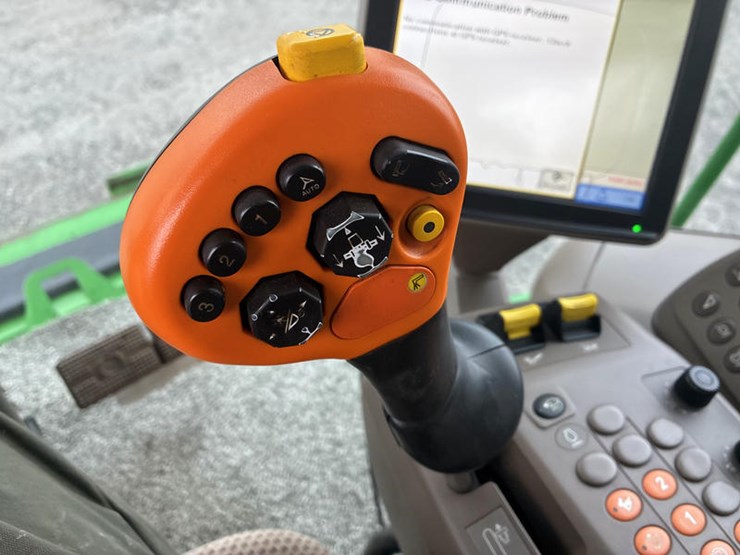 2013-john-deere-s670-image-100