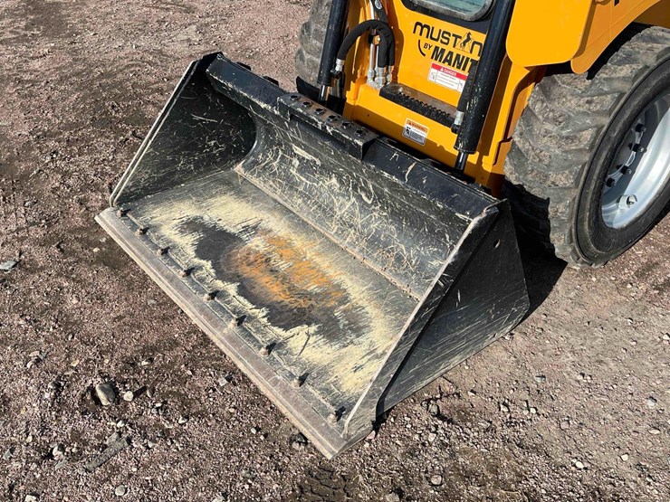 2019-mustang-1350r-image-10