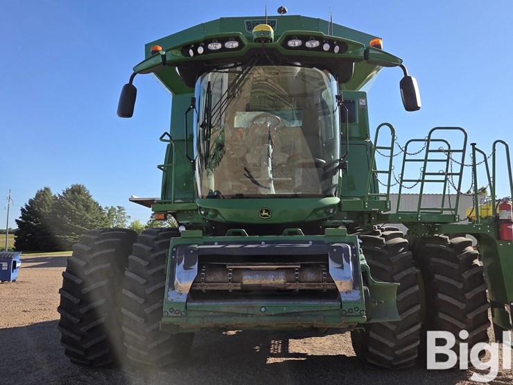 2018-john-deere-s780-image-2