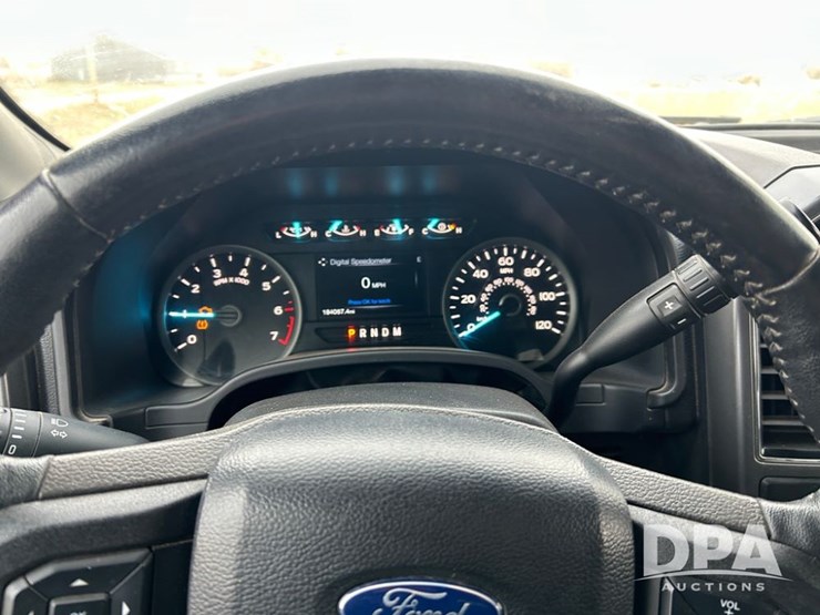 2020-ford-f150-xlt-image-33