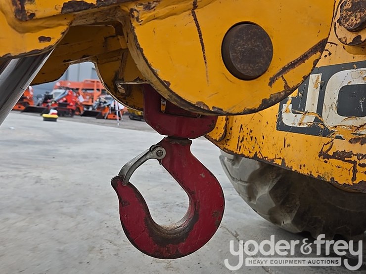 2017-jcb-512-56-image-51