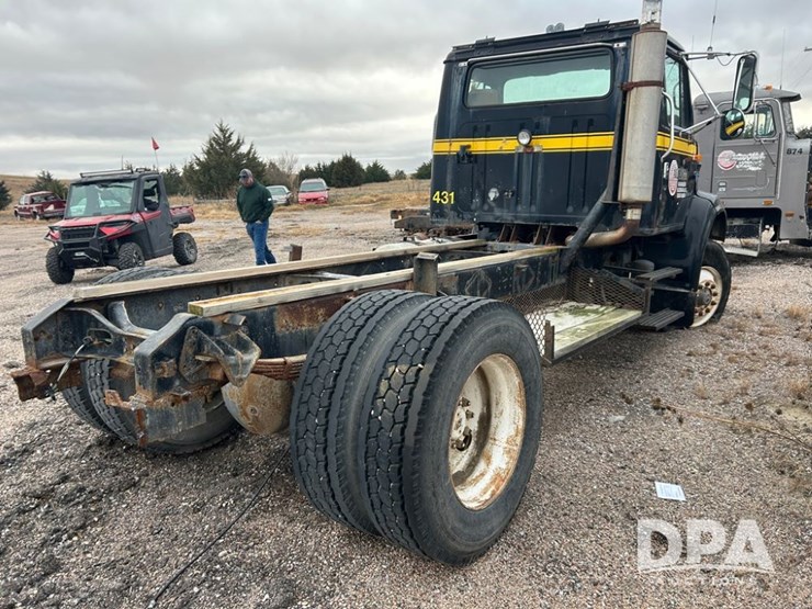 1992-ihc-8100-truck-(cp1306,-unit-431)-image-8