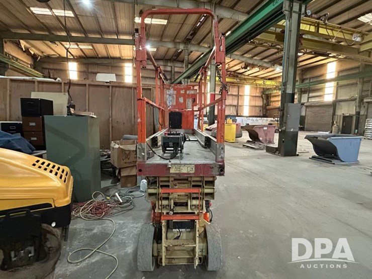 2004-jlg-2030es-image-4