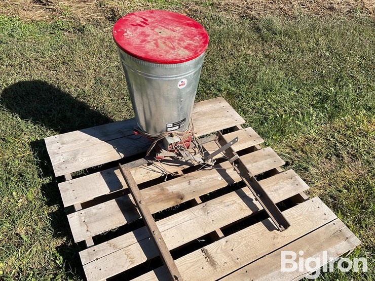 herd-sure-feed-atv-seeder-image-6