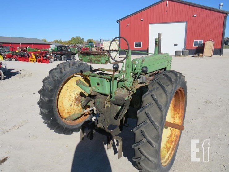 john-deere-b-image-5