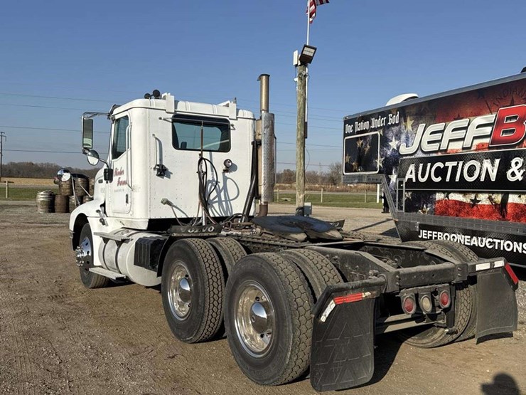 2000-international-9200-image-3