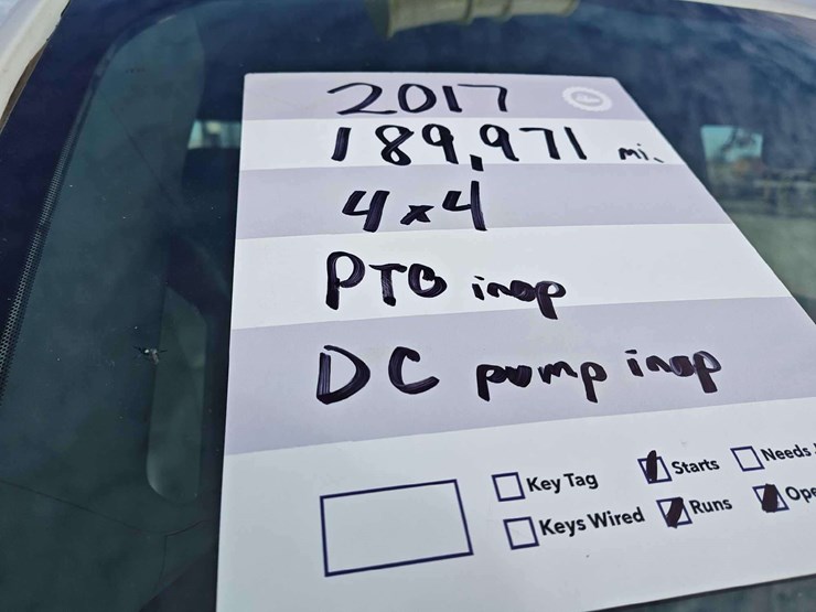 2017-ford-f550-image-21