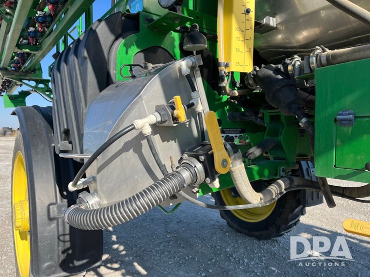 2019-john-deere-r4038-image-50