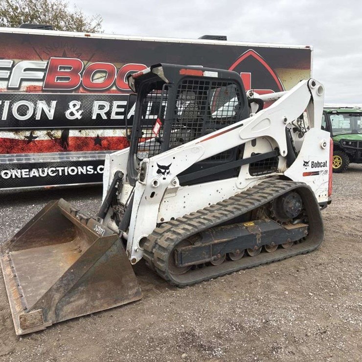 2016 BOBCAT T740