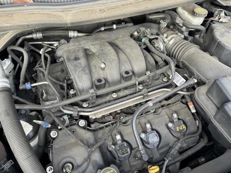 2017-ford-explorer-image-12