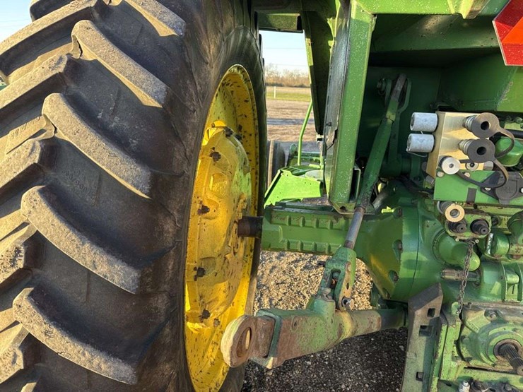 john-deere-4230-image-14