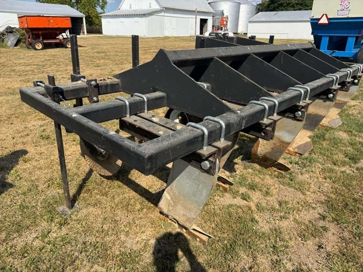 6-shank-tillage-toolbar-image-2