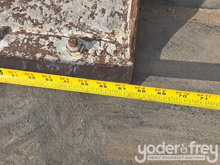 2021-bobcat-t595-image-13