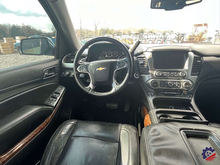 2015-chevrolet-tahoe-ltz-image-59