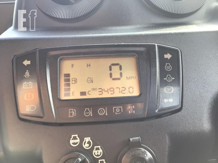 2014-kubota-rtv-x1100c-image-18