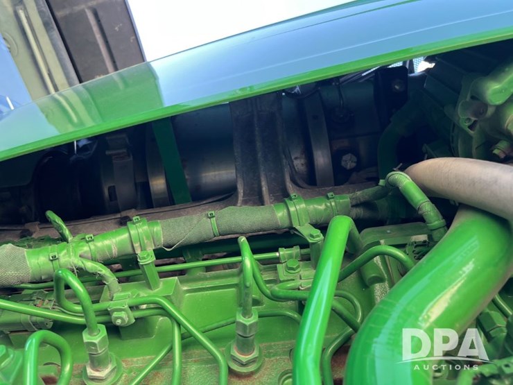 2019-john-deere-r4038-image-27