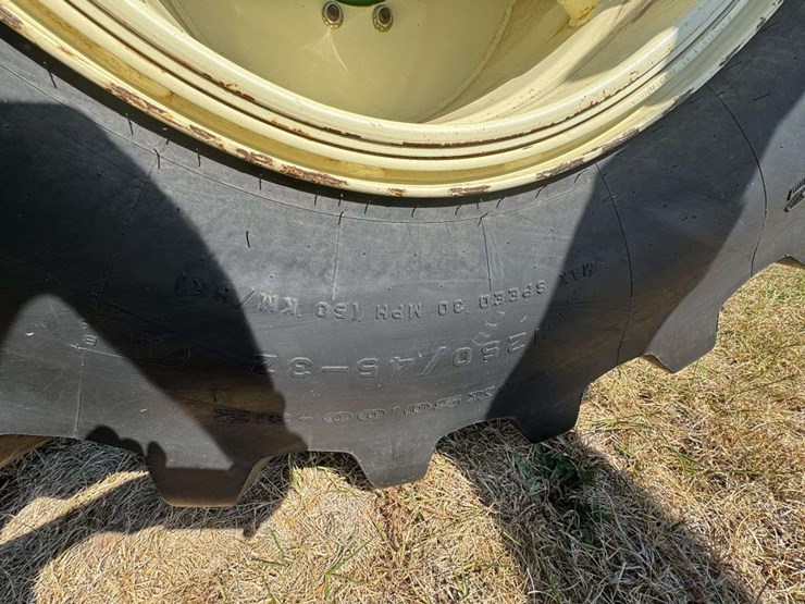 2014-brent-1082-image-7