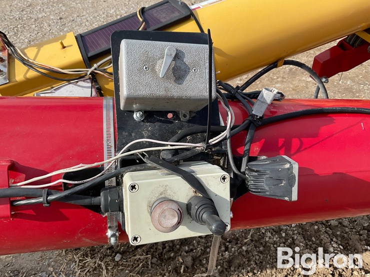 2018-westfield-mkx-100-73-auger-image-11