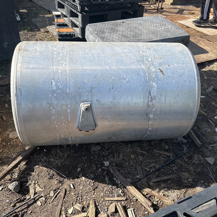 #141 • 100-Gallon Fuel Tank