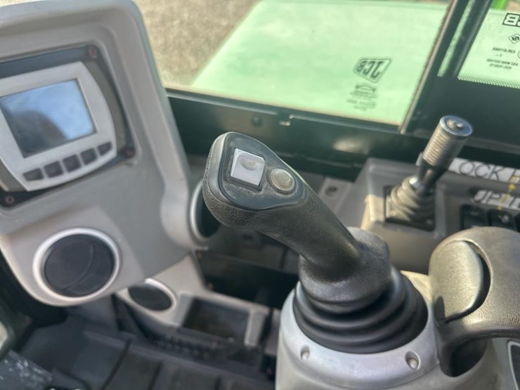 2018-jcb-85z-1-image-41