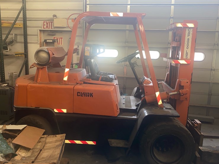 #52-•-clark-lp-solid-tire-fork-lift-8,000-lb-image-1