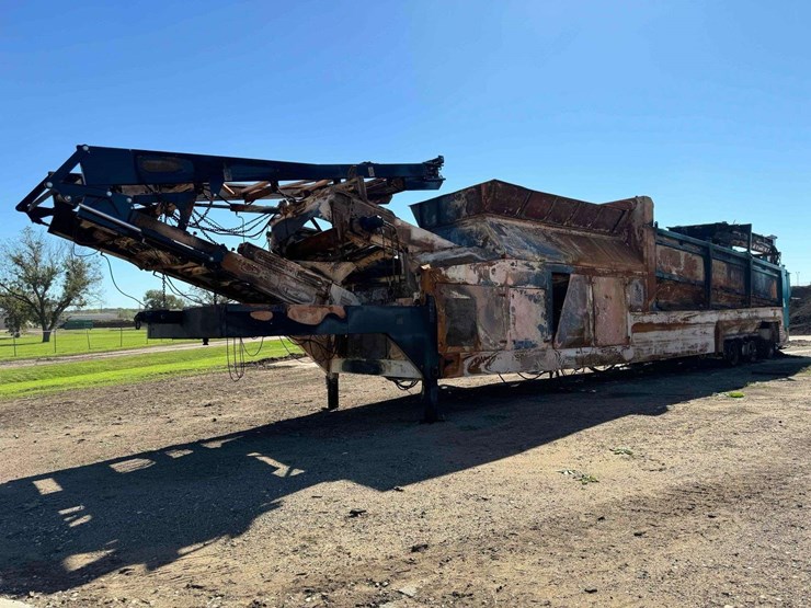 2022-powerscreen-phoenix-3300-image-4