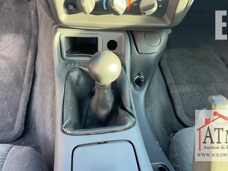 1997-chevrolet-camaro-z28-image-17