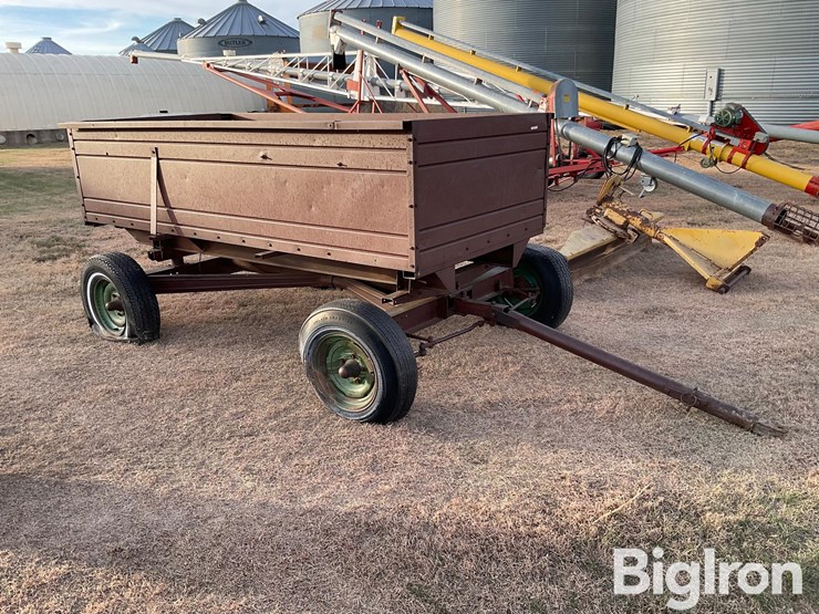 antique-grain-wagon-image-3