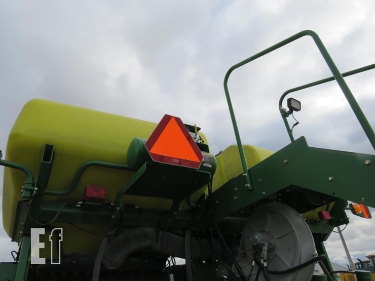 2012-john-deere-1770nt-image-18
